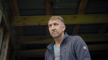 Tanel and chickens. Season 3. (thumbnail 28)